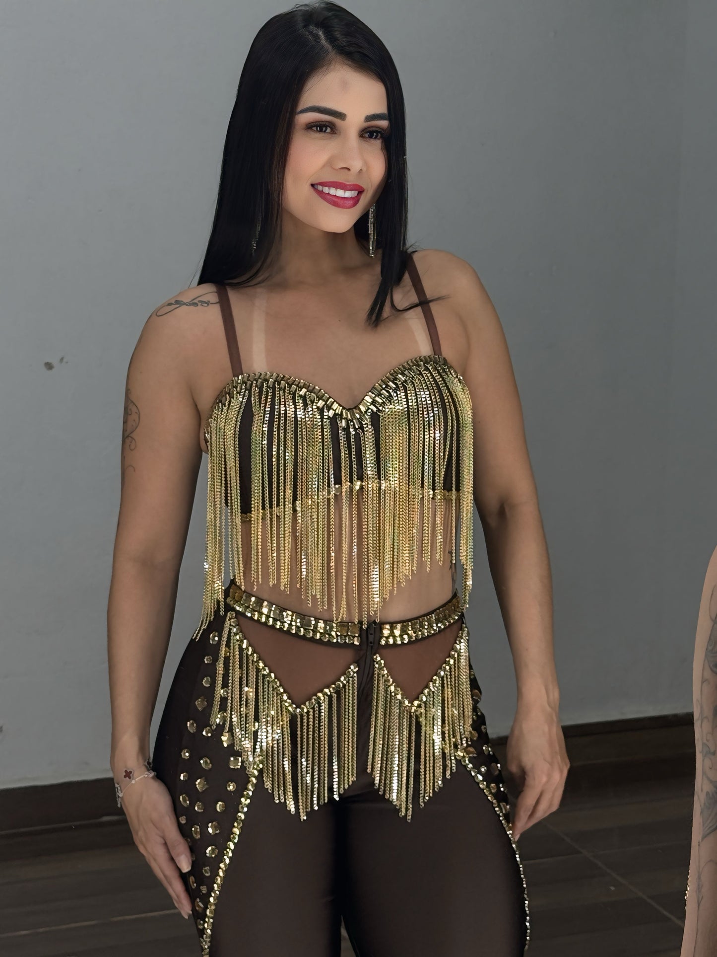Conjunto Marielle – Correntes e Pedrarias Douradas | Tamanho Único 38 ao 44