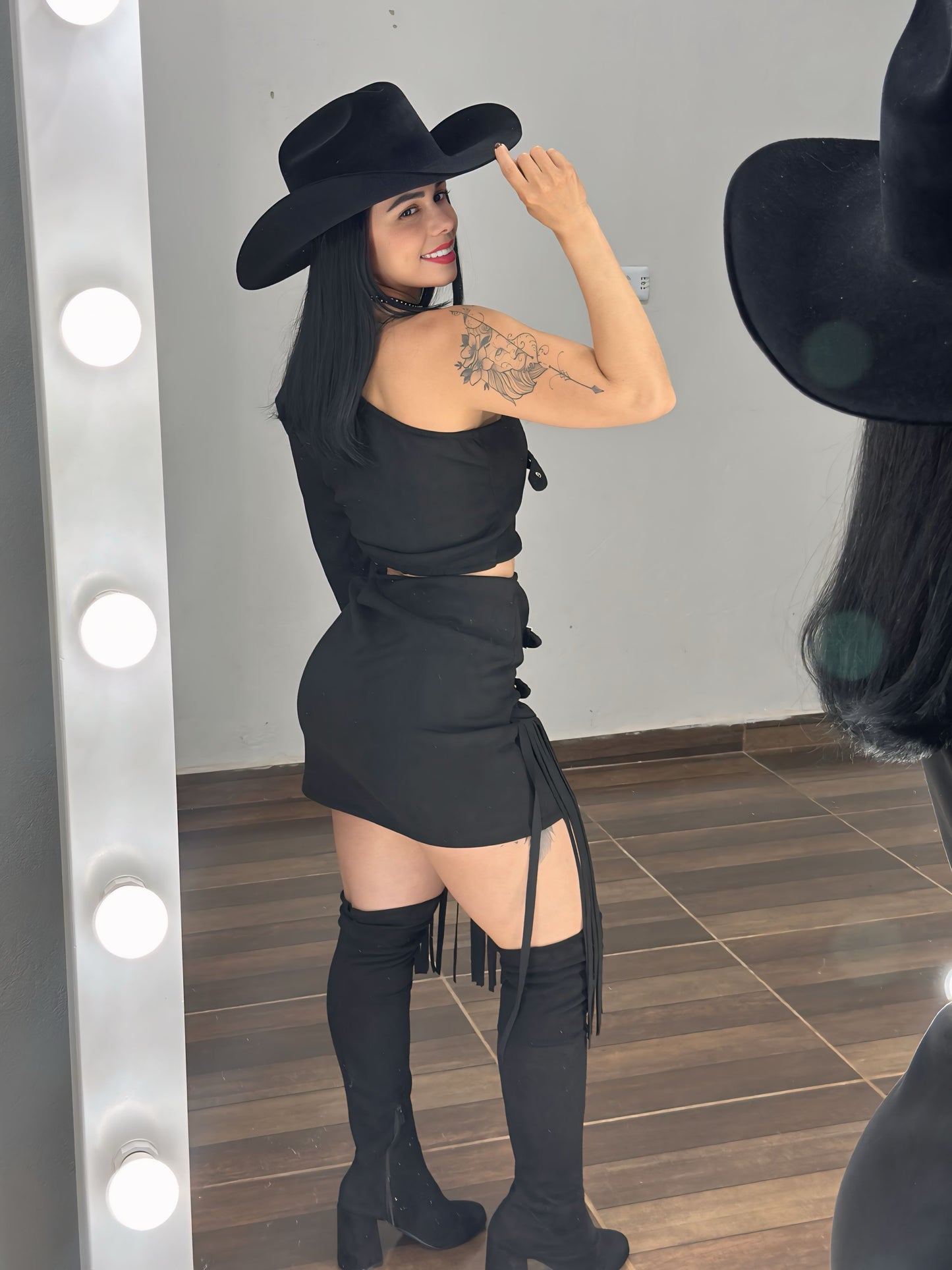 Conjunto Suede Leona