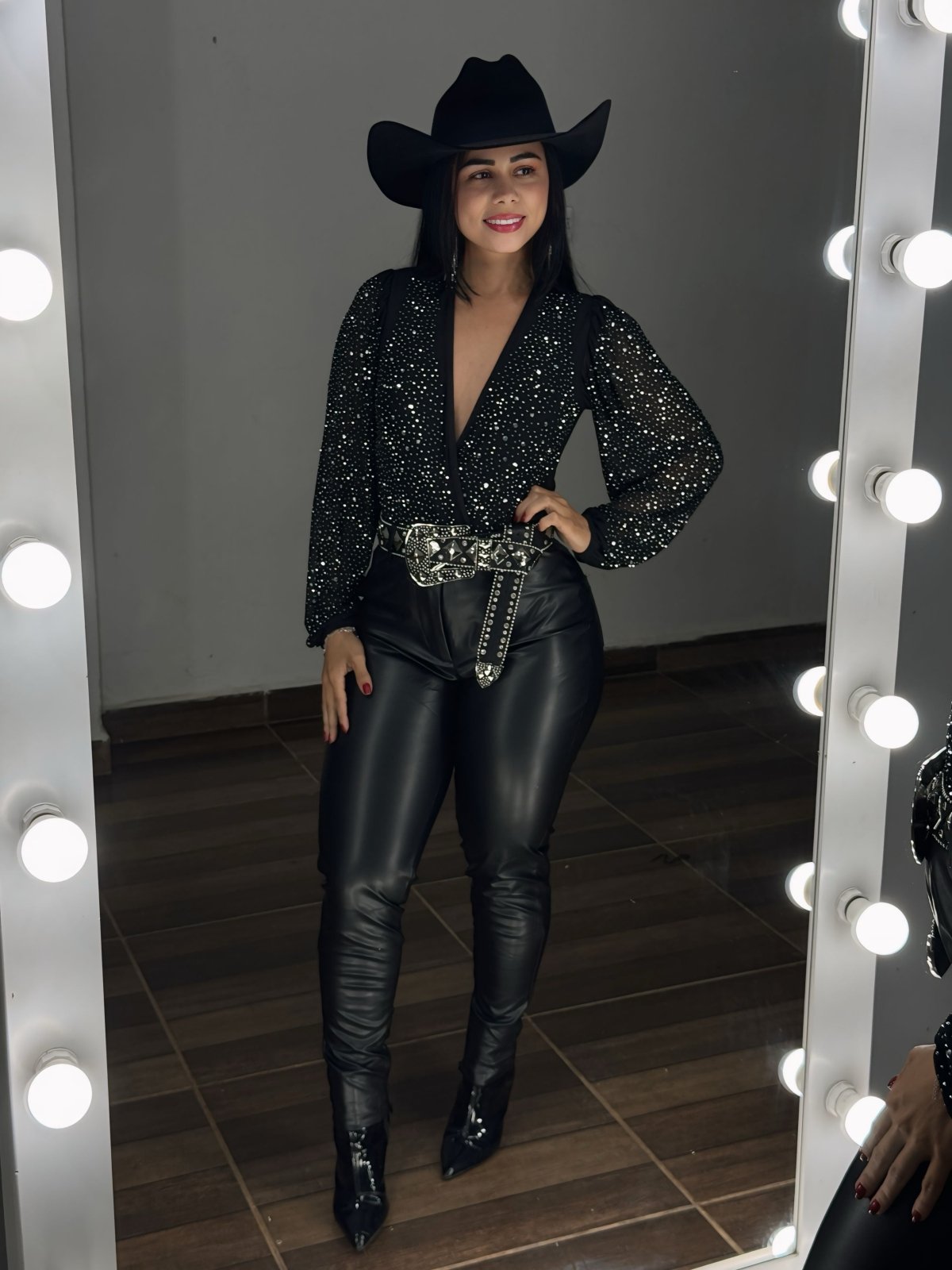 Calça Importada em couro PU Importada Flanelada - Preciosa by Catiuse Daniela