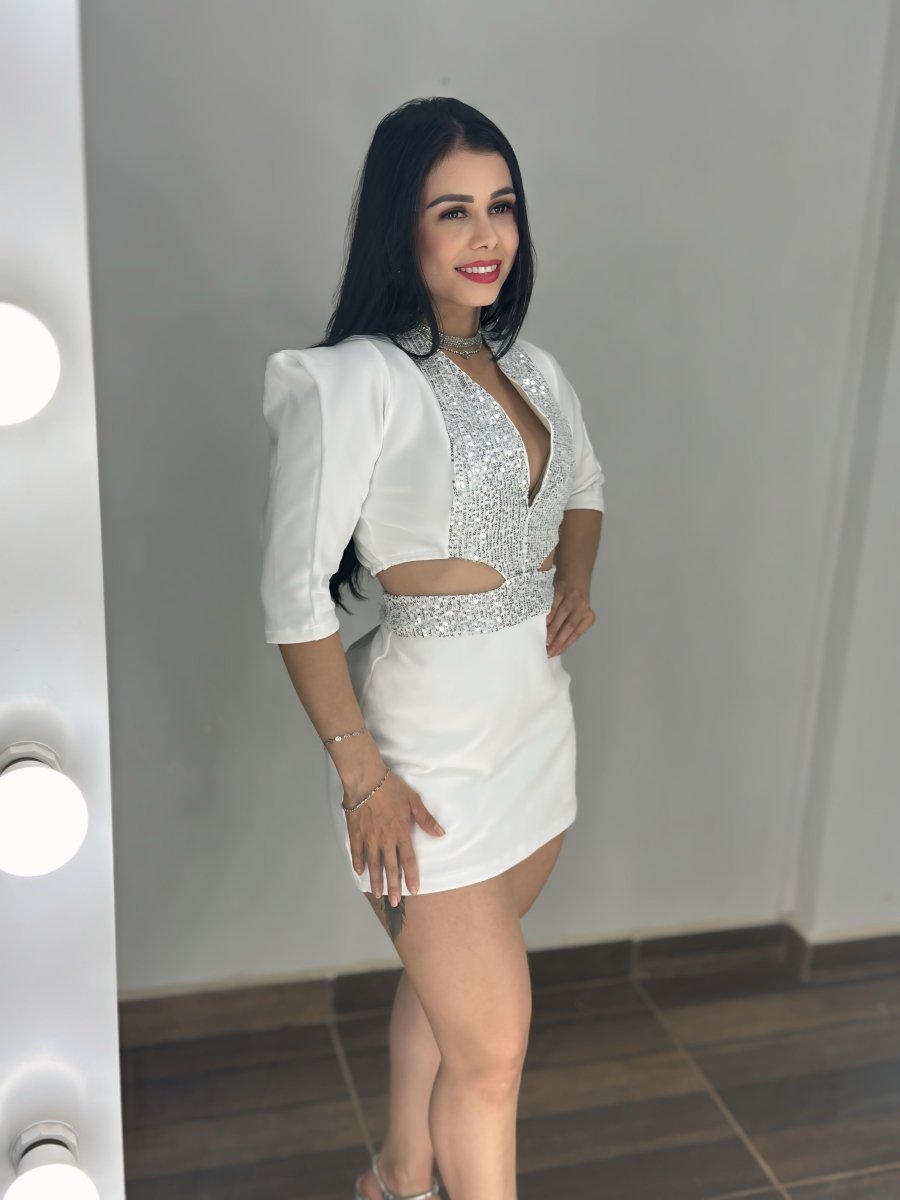 Macaquinho Vestido manga princesa com detalhes em paete - Preciosa by Catiuse Daniela