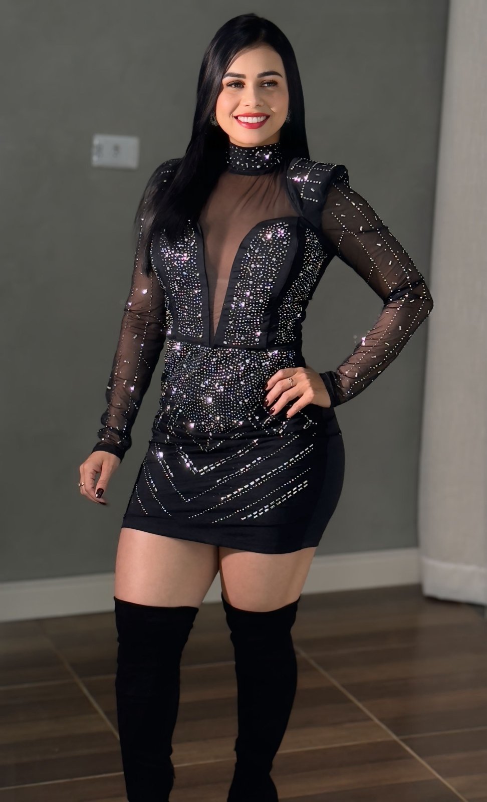 Vestido com brilho e ombreira Carol - Preciosa by Catiuse Daniela
