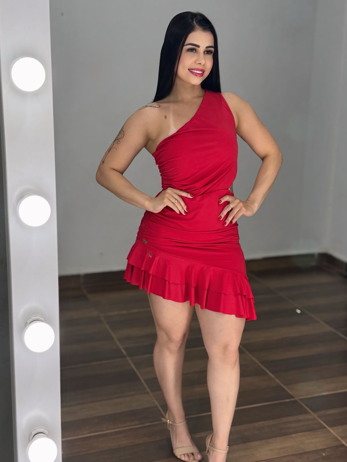 Vestido Macaquinho Camily: A Peça Perfeita para Festas de Fim de Ano - PAULA MELLO - Preciosa by Catiuse Daniela