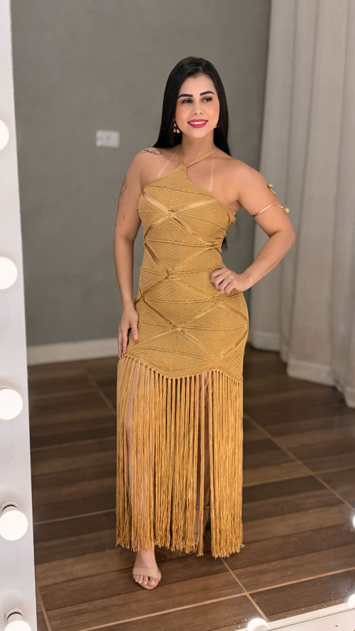 Vestido Longo Luxo em Tricô de Fio Rayon | Decote Frente Única sem Bojo, Costas Trançadas com Amarração, Short Interno e Franjas Longas