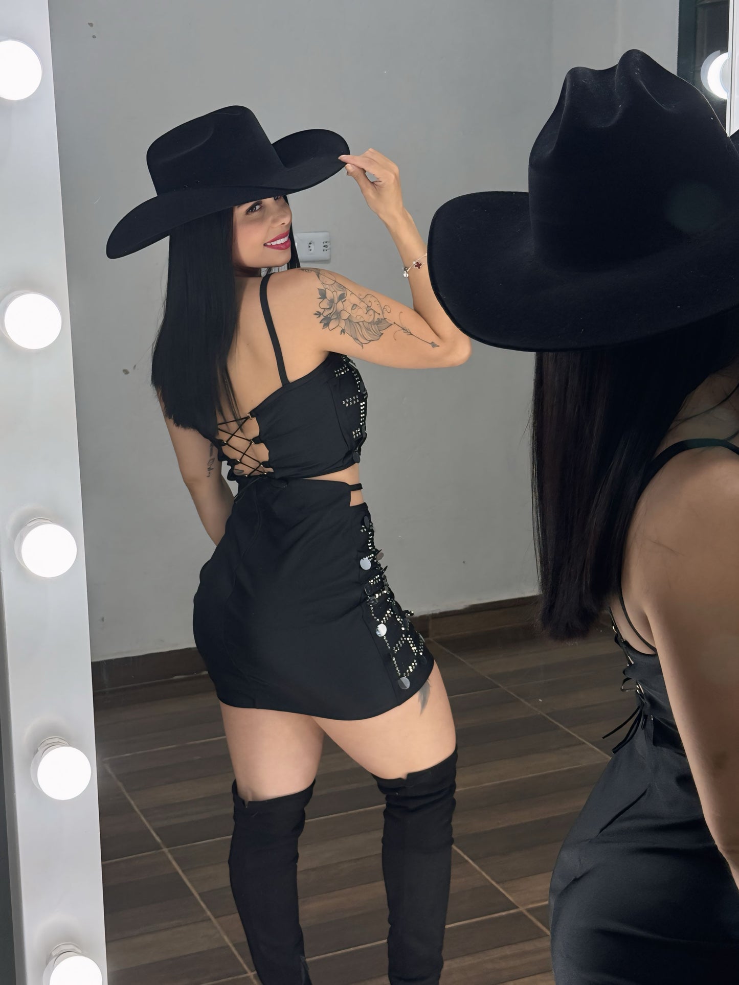 Conjunto Carla