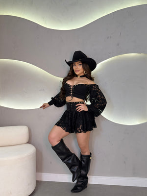 Pre venda envio 16-06 terça feira Conjunto Western Luxo | Cropped com Bojo e Short Saia em Suede Premium com Renda