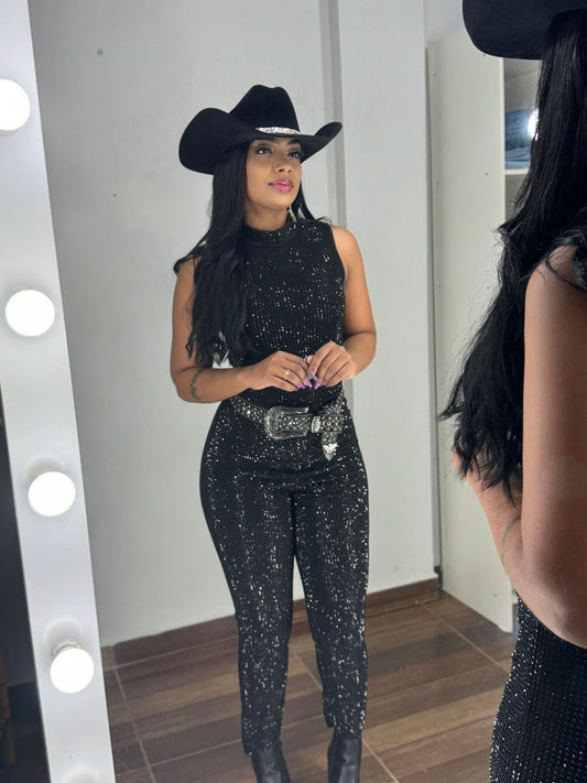 Calça Importada em strass