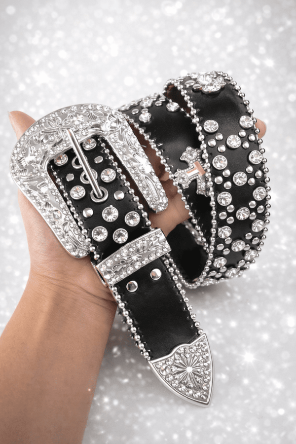 Cinto Cruz Strass Luxo | Detalhes em Pedraria e Estilo Western - Preciosa by Catiuse Daniela
