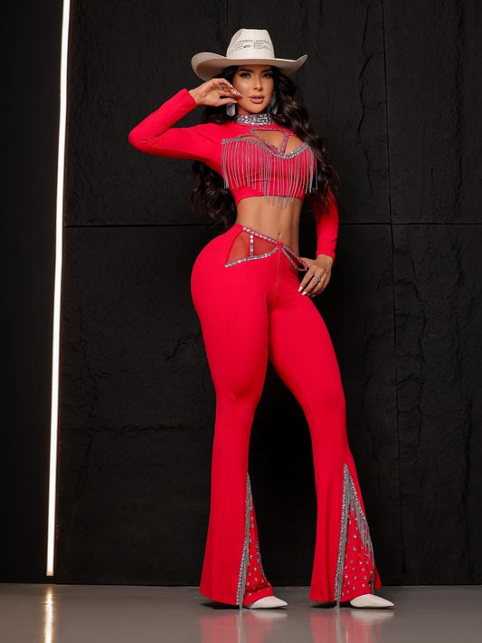 Conjunto Country Feminino - Calça Flare e Cropped Vermelho com Franjas de Strass.