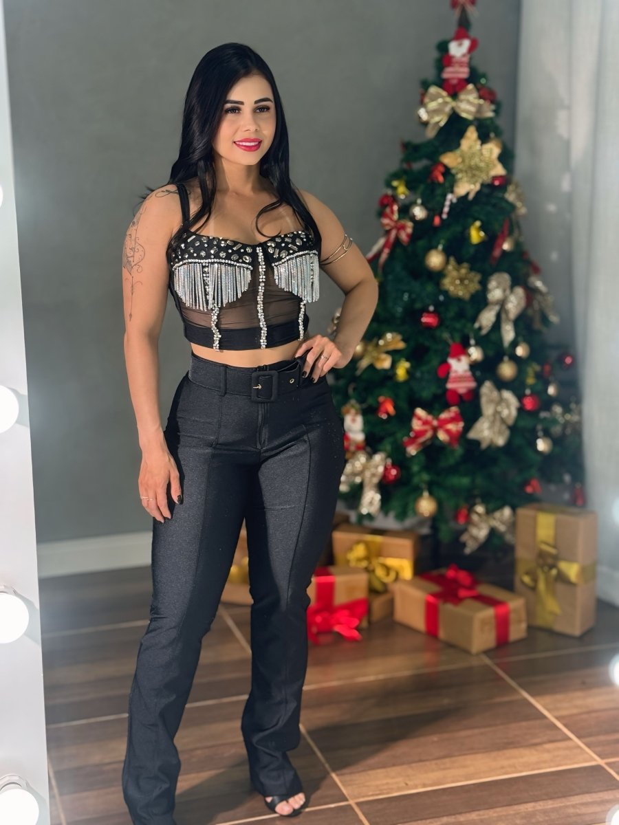 Conjunto Cropped com franjas e strass, Calça Semi Flare com cinto - Preciosa by Catiuse Daniela