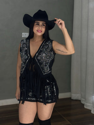 Conjunto Western Glam Luxo | Colete com Franjas e Short em Suede com Strass - Preciosa by Catiuse Daniela