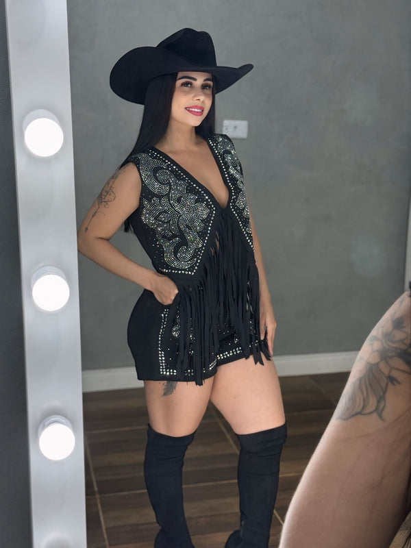 Conjunto Western Glam Luxo | Colete com Franjas e Short em Suede com Strass - Preciosa by Catiuse Daniela
