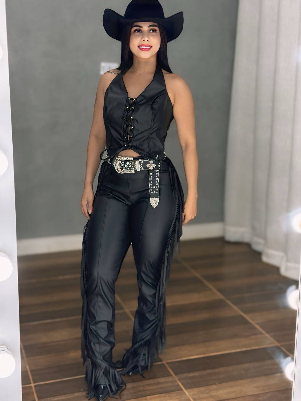 Conjunto Western Texas Black Luxo | Colete e Calça em Courino com Tecido Prada - Preciosa by Catiuse Daniela
