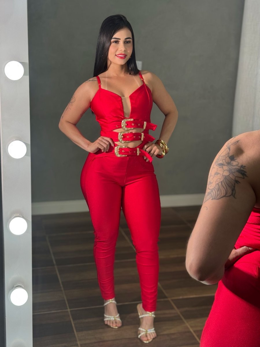 Macacão Recortes e Fivelas Brenda | Poliamida Trilobal - Preciosa by Catiuse Daniela