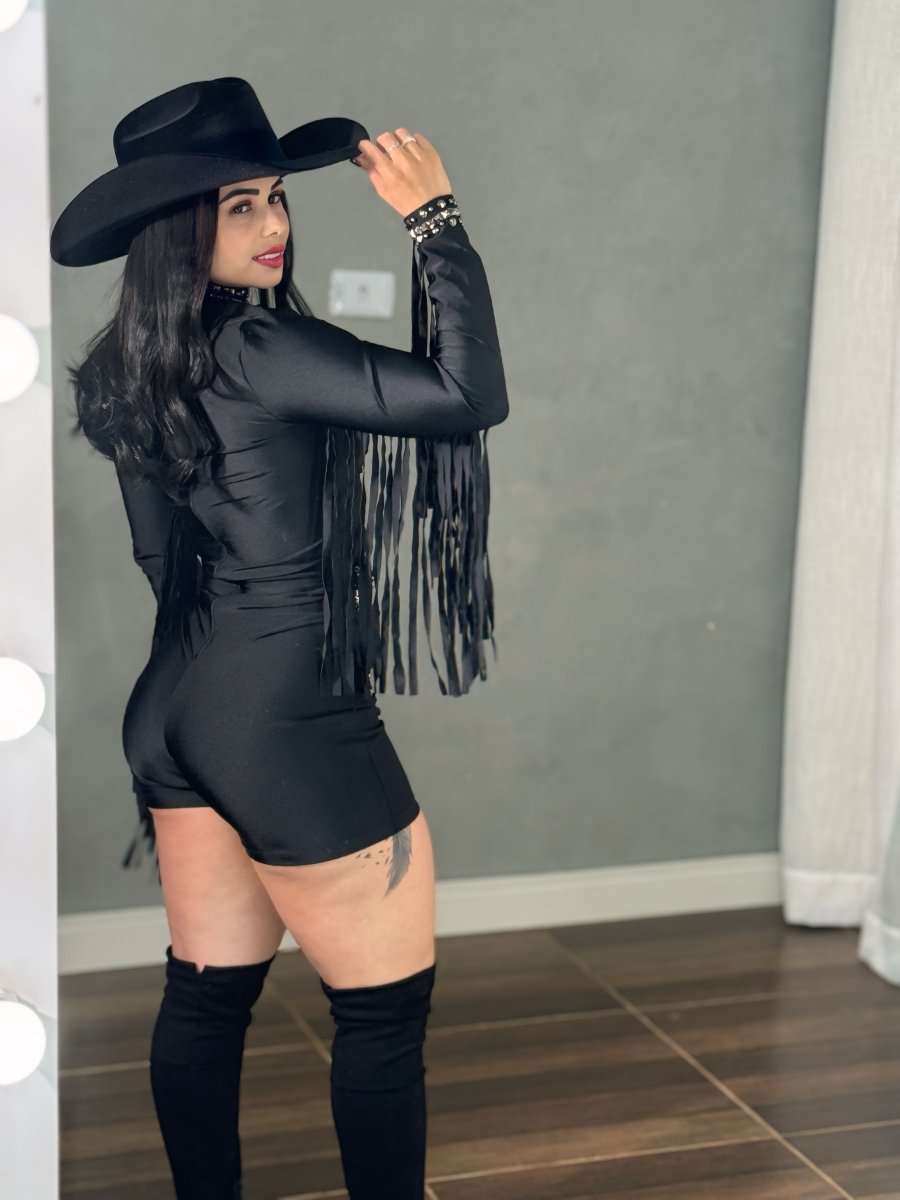 Macaquinho com franja e pedraria Jade - Preciosa by Catiuse Daniela