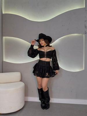 Pre venda envio 16-06 terça feira Conjunto Western Luxo | Cropped com Bojo e Short Saia em Suede Premium com Renda - Preciosa by Catiuse Daniela