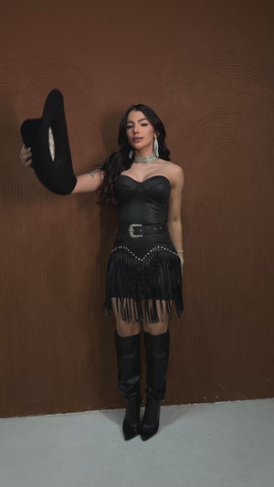 Vestido Western Montana | Tecido Cirrê Tomara que Caia e franjas