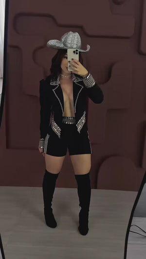 Conjunto Lívia Luxo | Jaqueta Estruturada e Short Cós Alto