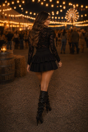 Saia Babado Curta Bengaline | Três Marias, Preto, Branco e Marrom - Preciosa by Catiuse Daniela