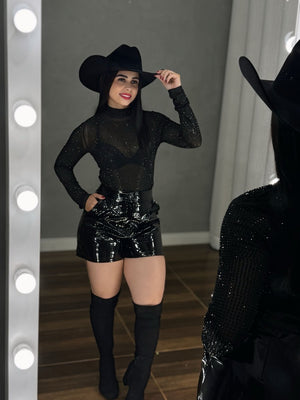 Short Vinil Importado Luxo | Qualidade Premium e Modelagem Cintura Alta - Preciosa by Catiuse Daniela