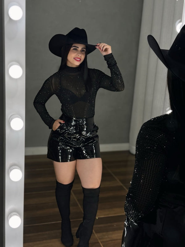 Short Vinil Importado Luxo | Qualidade Premium e Modelagem Cintura Alta - Preciosa by Catiuse Daniela