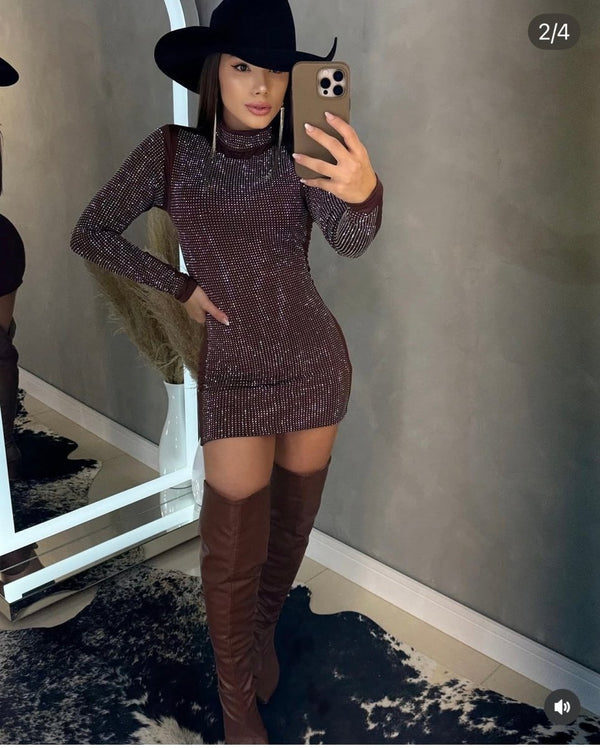 Vestido Black Star Luxo | Tecido Poliamida Fluid com Strass Frontal - Preciosa by Catiuse Daniela