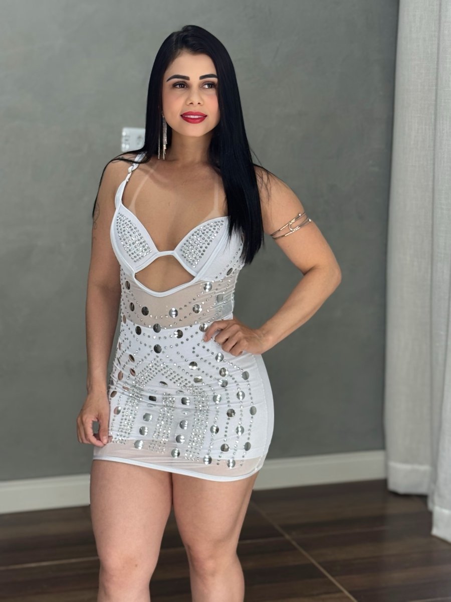 Vestido Curto Alana Tule e Strass | Look Balada com Recorte e Transparência - Preciosa by Catiuse Daniela