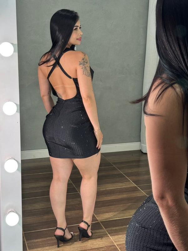 Vestido Curto Thais Black | Strass, Decote Cascata e Poliamida Trilobal - Preciosa by Catiuse Daniela