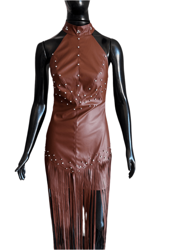 Vestido em Courino Western Luxo | Frente Única e Franjas longas - Preciosa by Catiuse Daniela