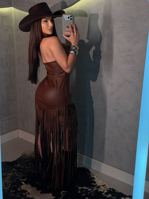 Vestido em Courino Western Luxo | Frente Única e Franjas longas - Preciosa by Catiuse Daniela