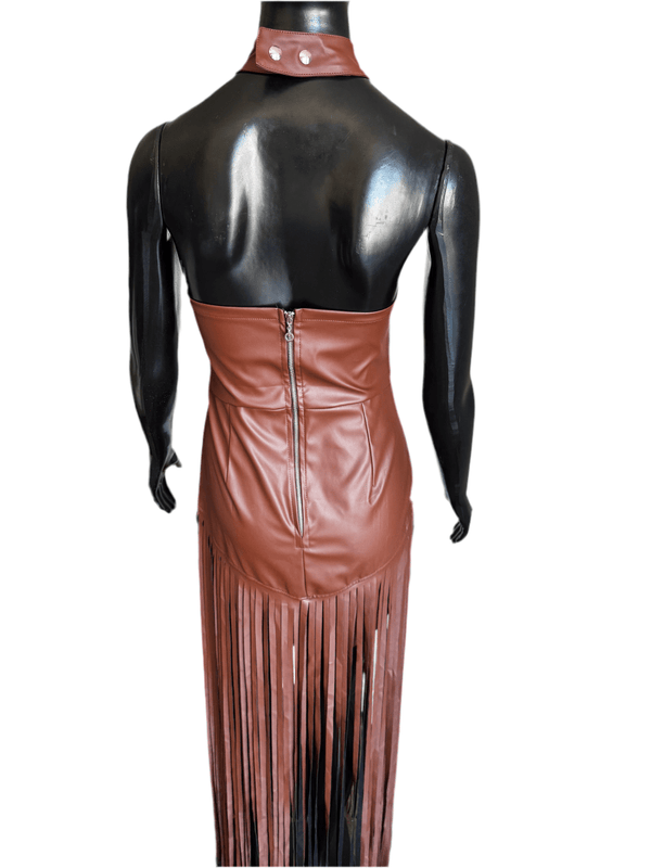 Vestido em Courino Western Luxo | Frente Única e Franjas longas - Preciosa by Catiuse Daniela
