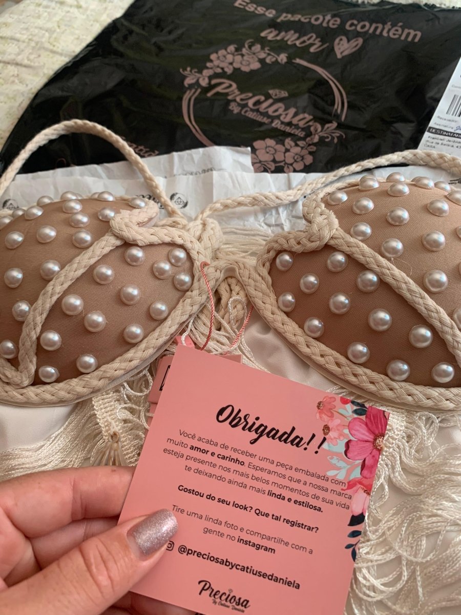 Vestido Franjas Conchas e Pérolas | Busto Artesanal e Look Réveillon Praia - Preciosa by Catiuse Daniela