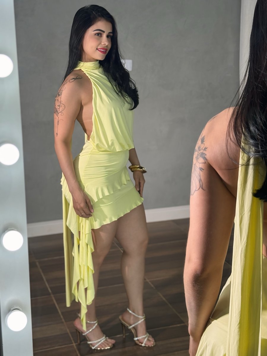 Vestido Frente Única Babado | Cauda Longa, Tecido Fluid e Costa Nua - Preciosa by Catiuse Daniela