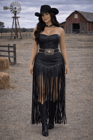 Vestido Gabi Luxo | Courino Estruturado e Franjas Longas Western - Preciosa by Catiuse Daniela