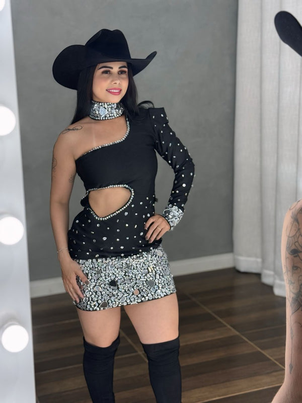 Vestido Ombro Só Helena | Pedrarias e Espelho Luxo, Recorte Cut - Out - Preciosa by Catiuse Daniela