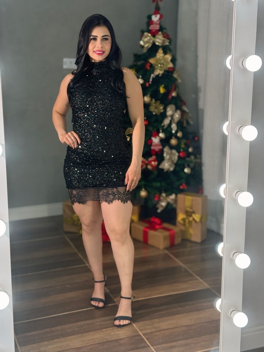 Vestido Paetê Gola Alta e Costa Nua | Renda Chantili e Brilho Luxo - Preciosa by Catiuse Daniela