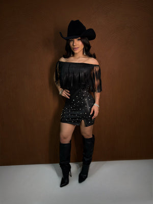 Vestido Western Nevada Luxo | Tecido Cirrê com Bojo, Aplicação de Strass e Barra com Franjas - Preciosa by Catiuse Daniela