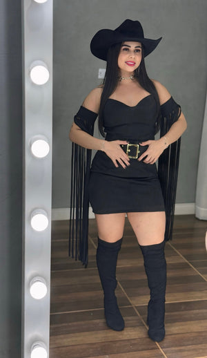 Vestido Western Texana Luxo | Suede Premium Tomara-que-Caia com Cinto e Franjas - Preciosa by Catiuse Daniela