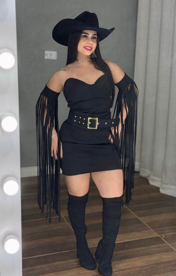 Vestido Western Texana Luxo | Suede Premium Tomara-que-Caia com Cinto e Franjas - Preciosa by Catiuse Daniela